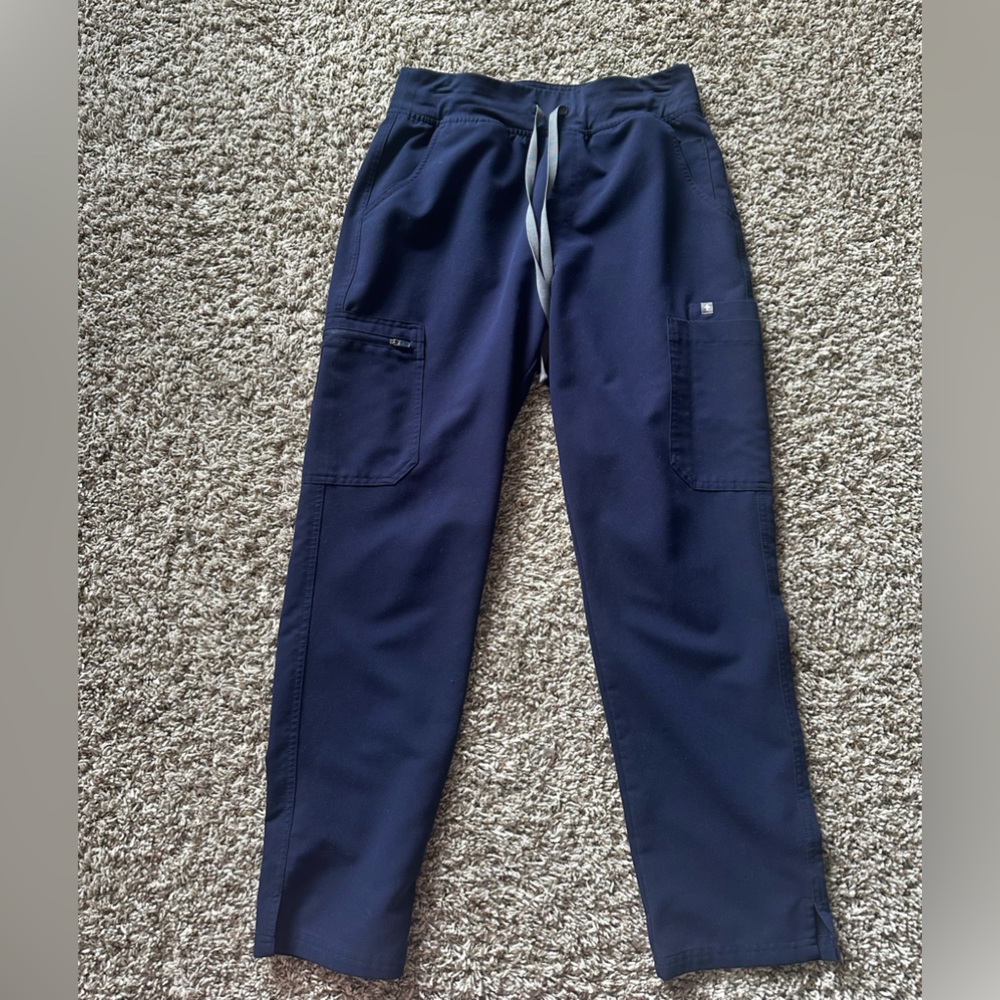 Figs Scrub Pants - Navy, petite/medium